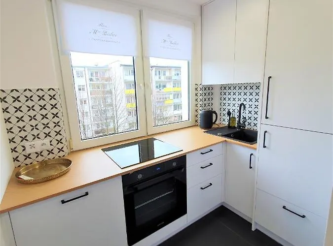 Wera - Klimatyczny 300 M Od Plazy Brzezno - Azw