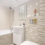 Appartement Wera - Klimatyczny 300 M Od Plazy Brzezno - Azw Gdańsk