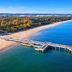 Wera - Klimatyczny 300 M Od Plazy Brzezno - Azw *