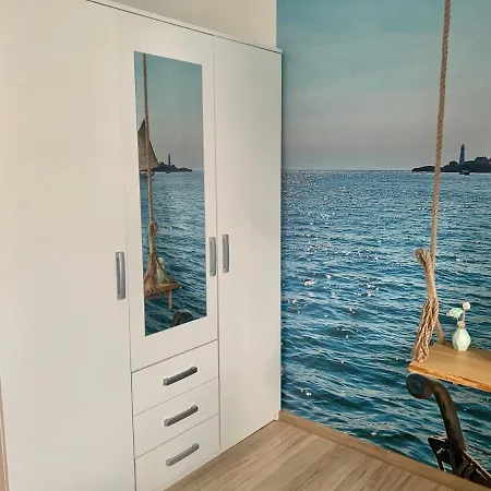 Wera - Klimatyczny 300 M Od Plazy Brzezno - Azw Apartment *