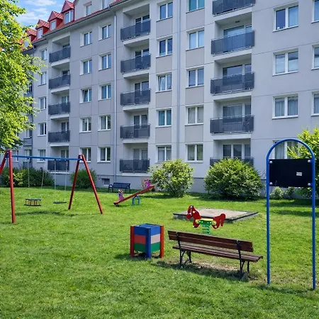 Wera - Klimatyczny 300 M Od Plazy Brzezno - Azw *