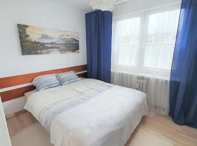 Wera - Klimatyczny 300 M Od Plazy Brzezno - Azw *