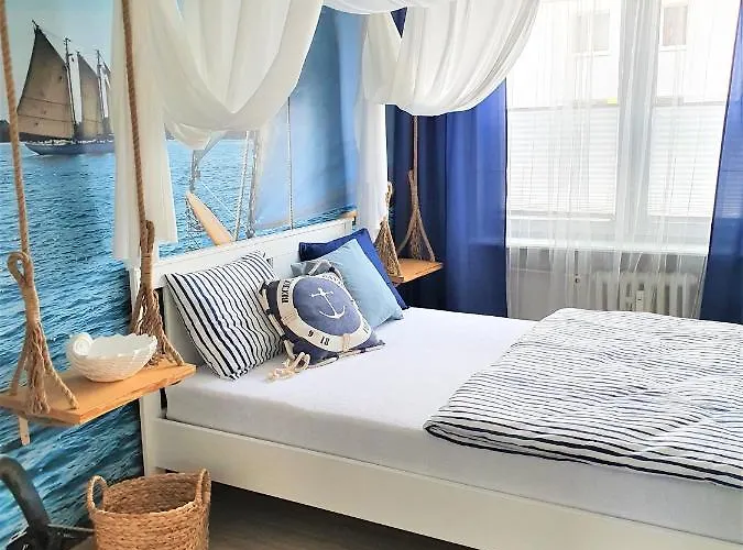 Wera - Klimatyczny 300 M Od Plazy Brzezno - Azw