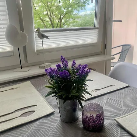 Wera - Klimatyczny 300 M Od Plazy Brzezno - Azw *